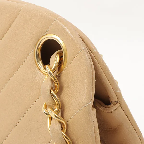 Chanel Around 1990 Made Chevron Cc Mark Plate Metal Clasp Chain Bag Beige