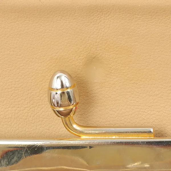 Chanel Around 1990 Made Chevron Cc Mark Plate Metal Clasp Chain Bag Beige