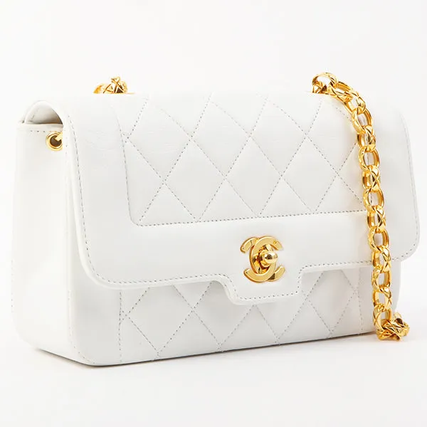 Chanel Around 1997 Made Edge Design Flap Turn-Lock Bijoux Chain Bag White