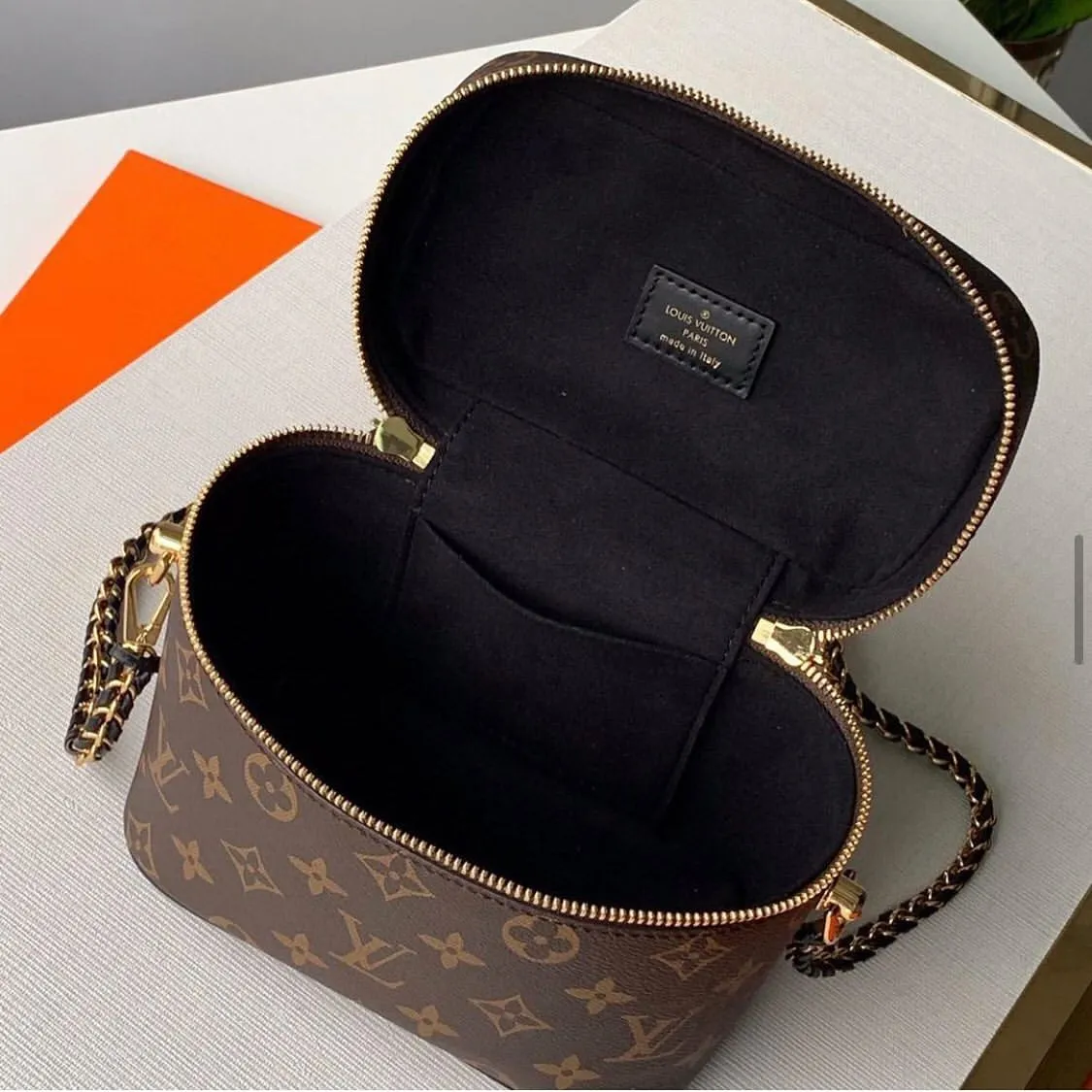 Designer Bags - LOV - 6002