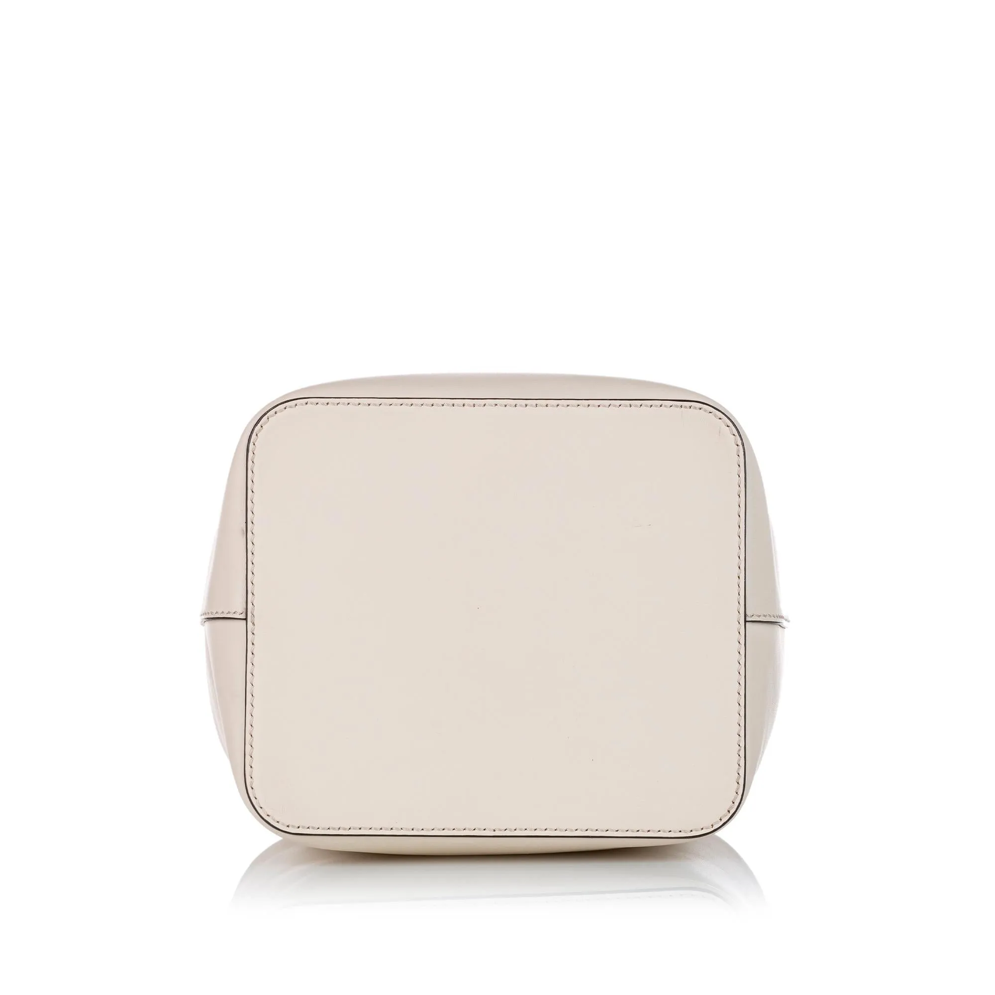 Fendi Mon Tresor Leather Bucket Bag (SHG-24035)