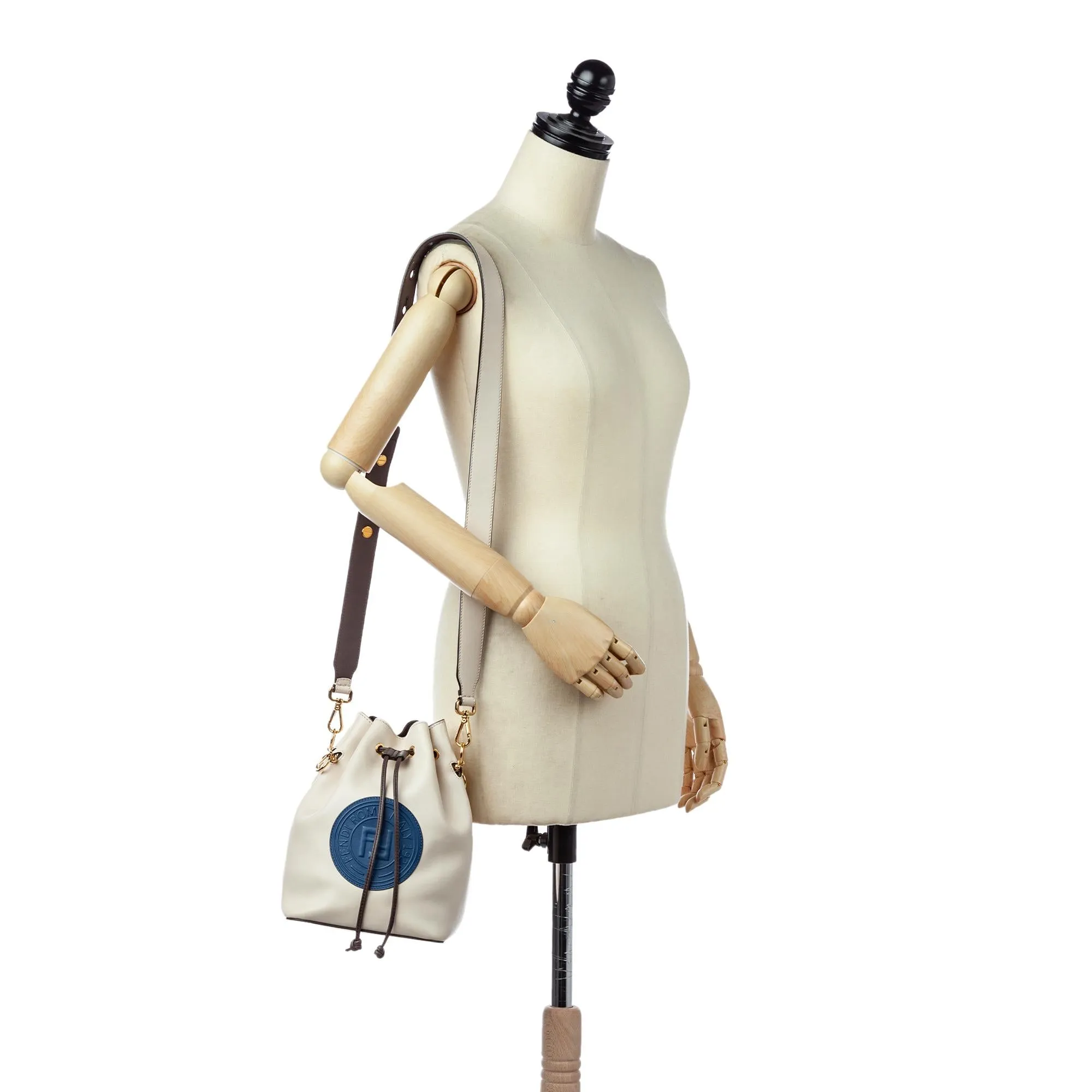 Fendi Mon Tresor Leather Bucket Bag (SHG-24035)