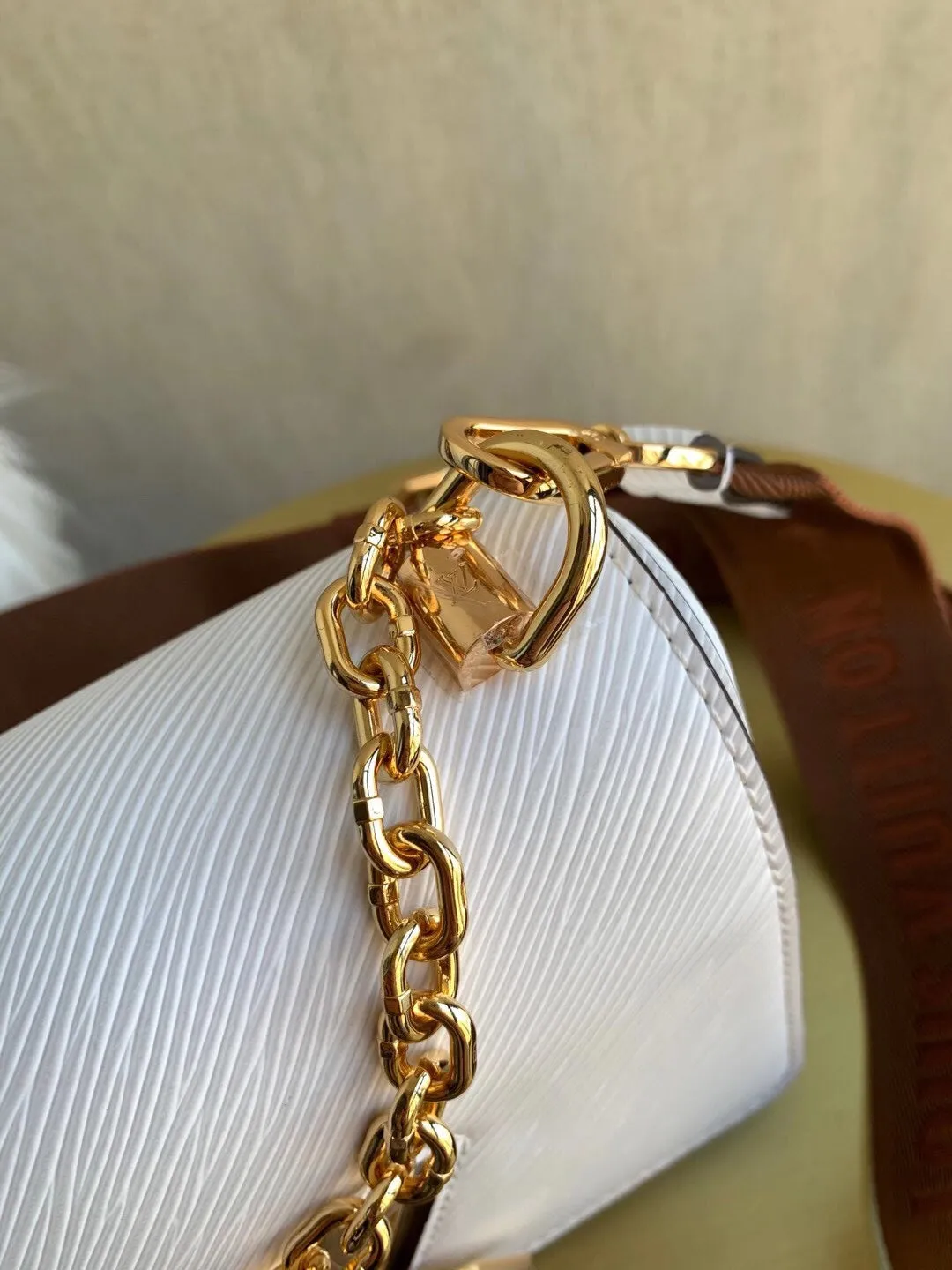 Luxury Bags - LOV - 6041