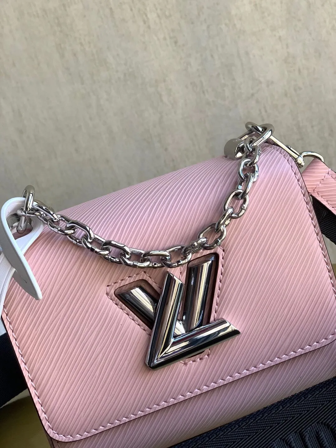 Luxury Bags - LOV - 6041
